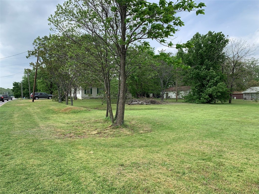 main property photo 12