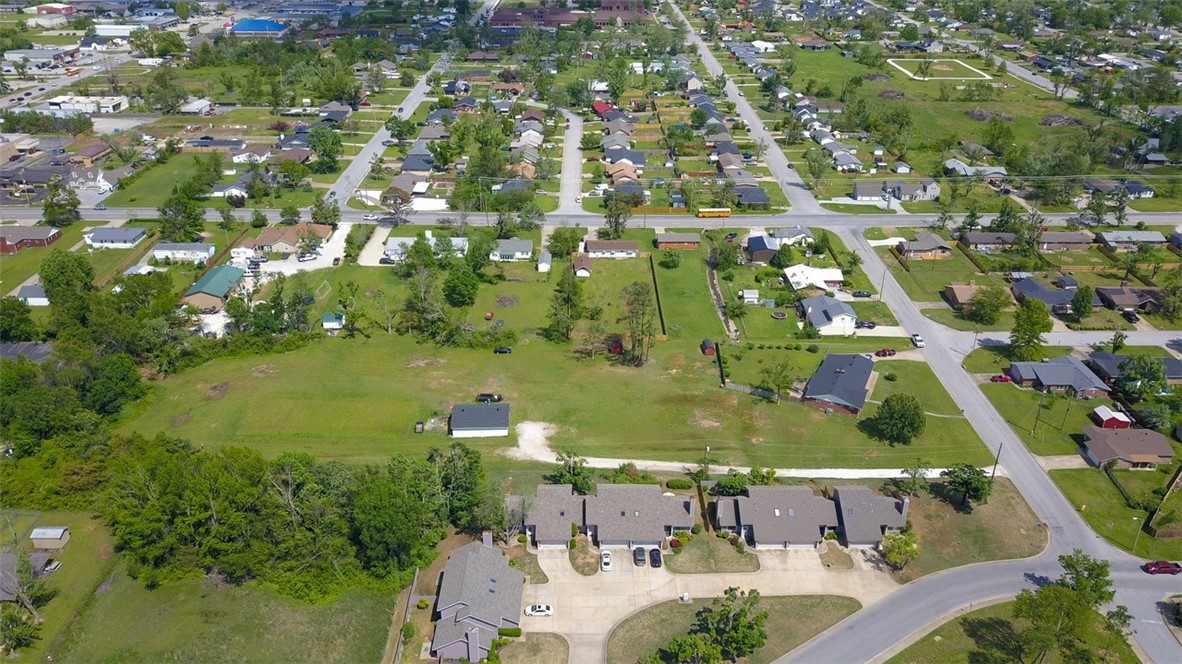 main property photo 15