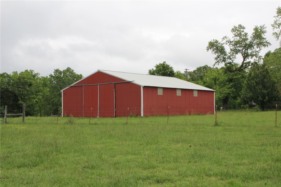 main property photo 32