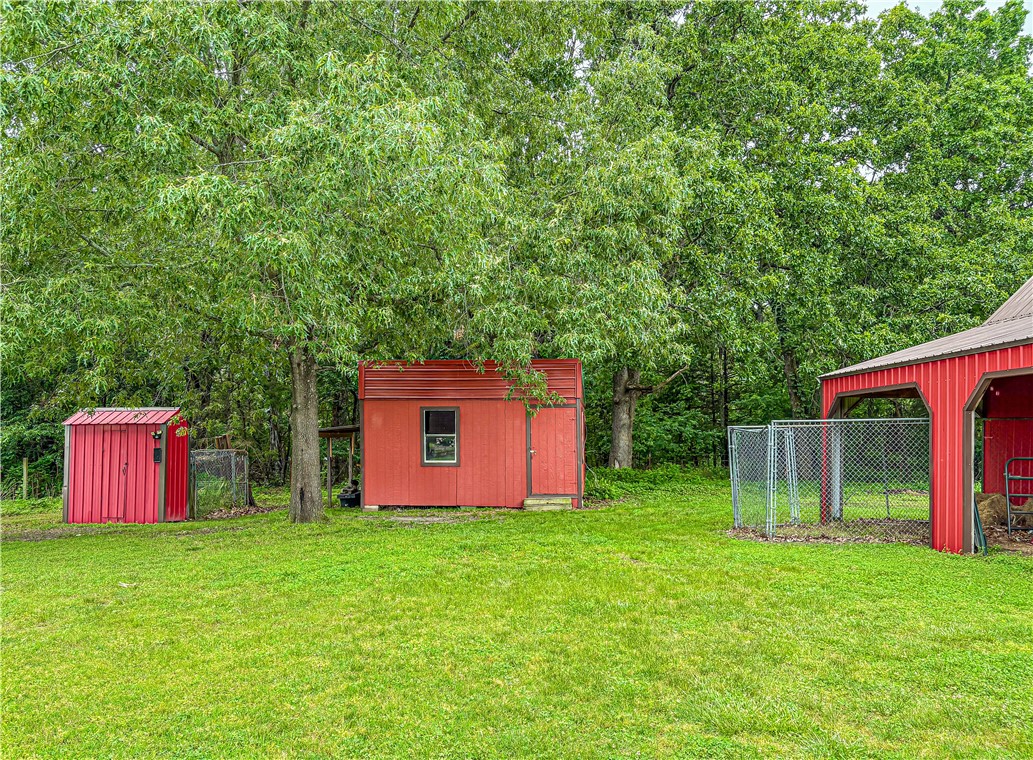 main property photo 33