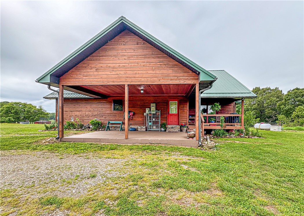 main property photo 4
