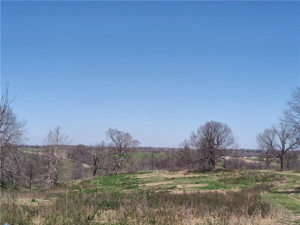 main property photo 11