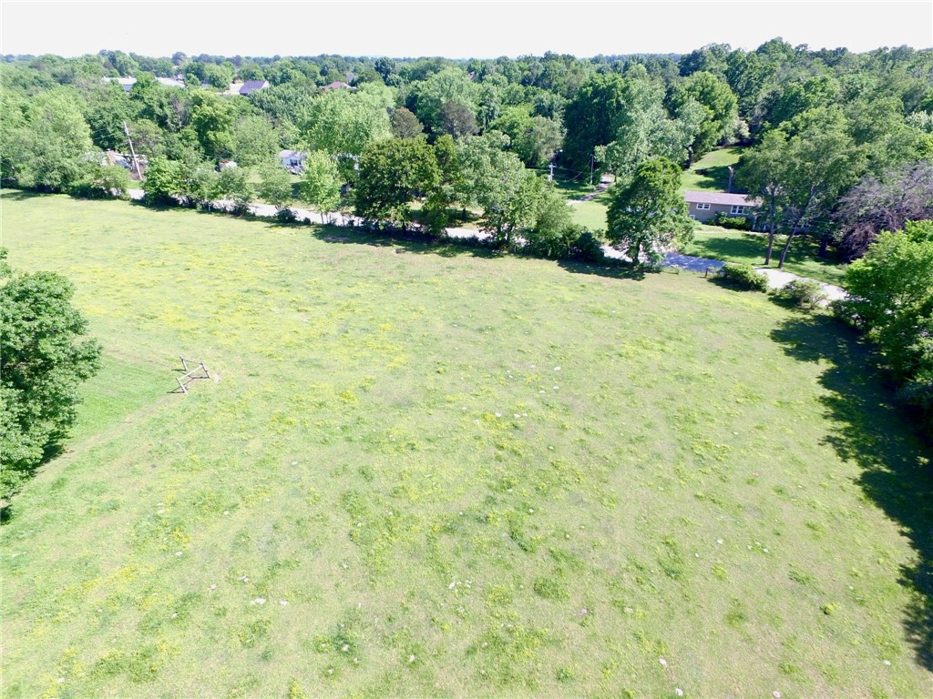 main property photo 7