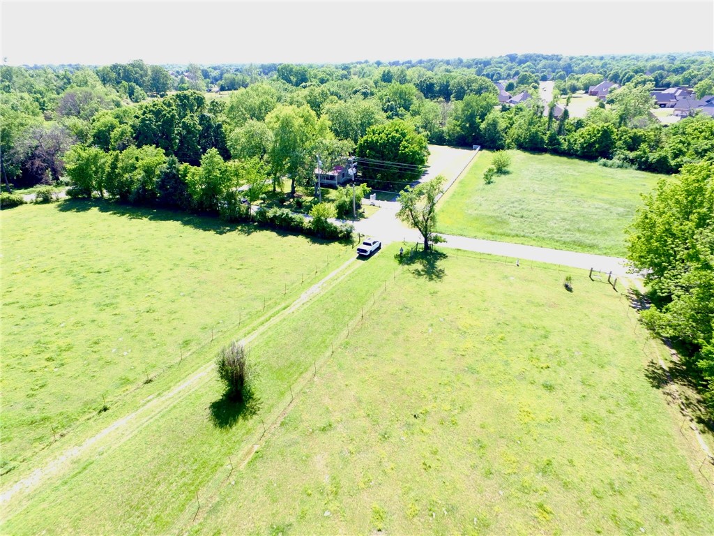 main property photo 9