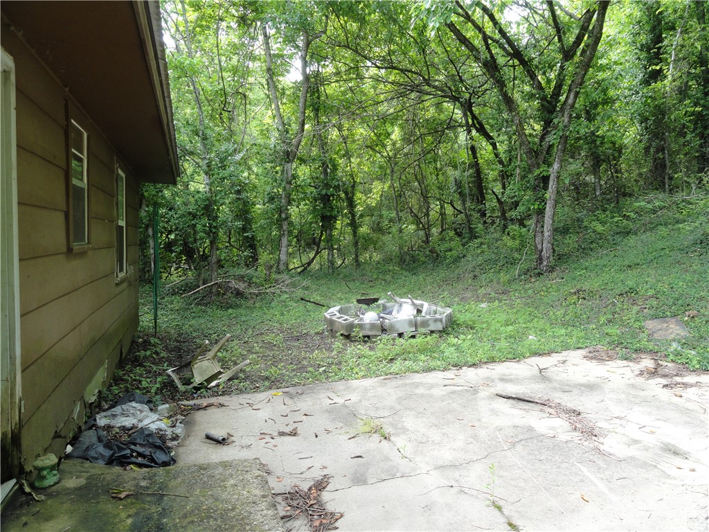 main property photo 9