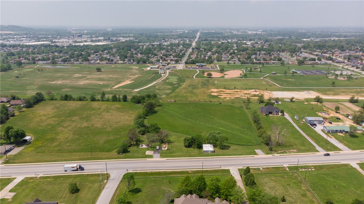 main property photo 19