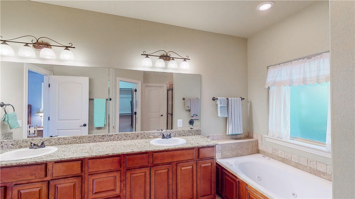 property viewer photo 15