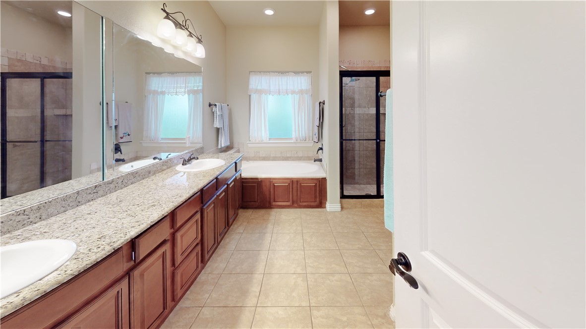 property viewer photo 16