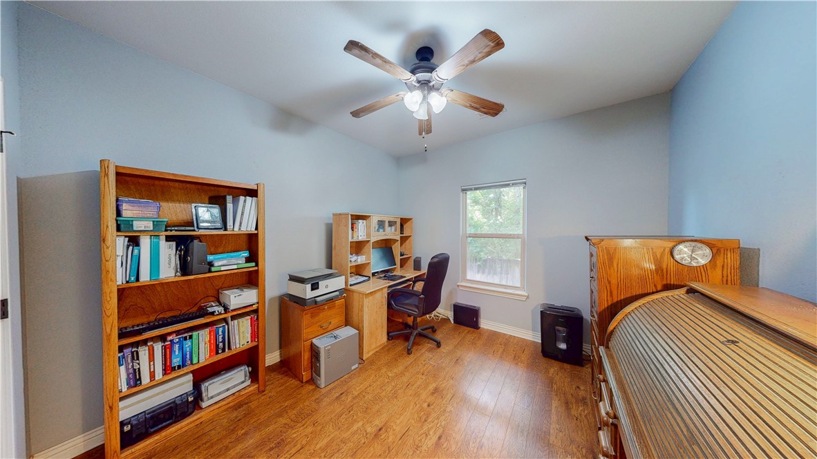 property viewer photo 19