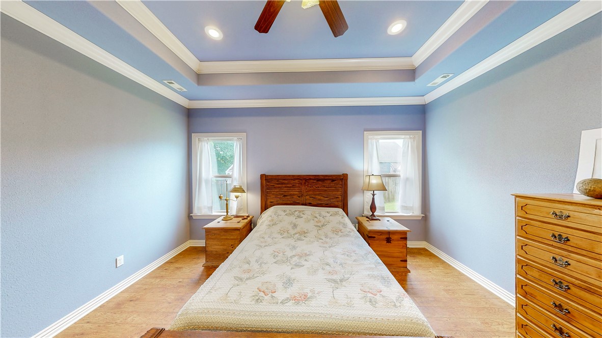 property viewer photo 24