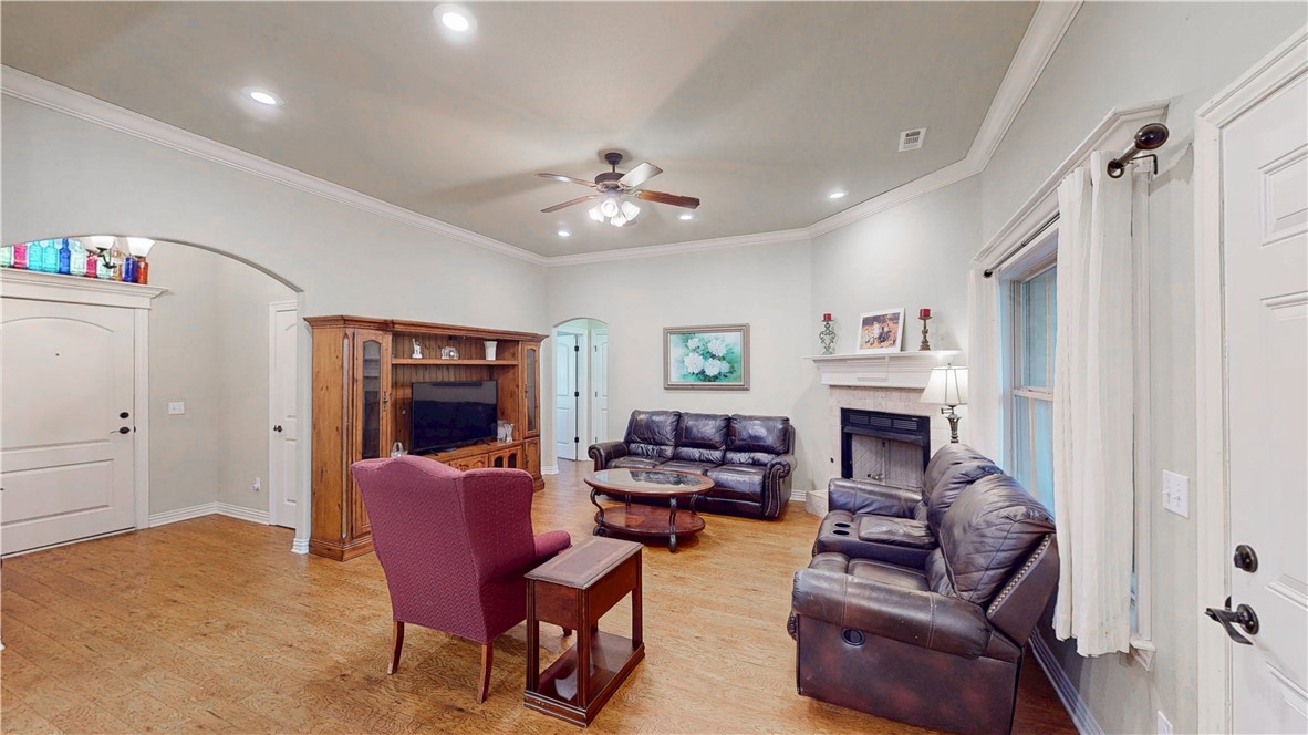 property viewer photo 37