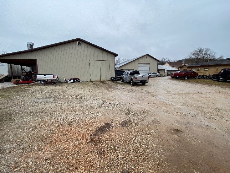 main property photo 27