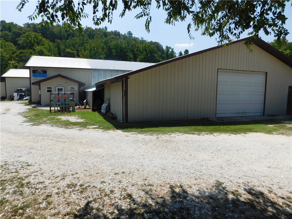 main property photo 29
