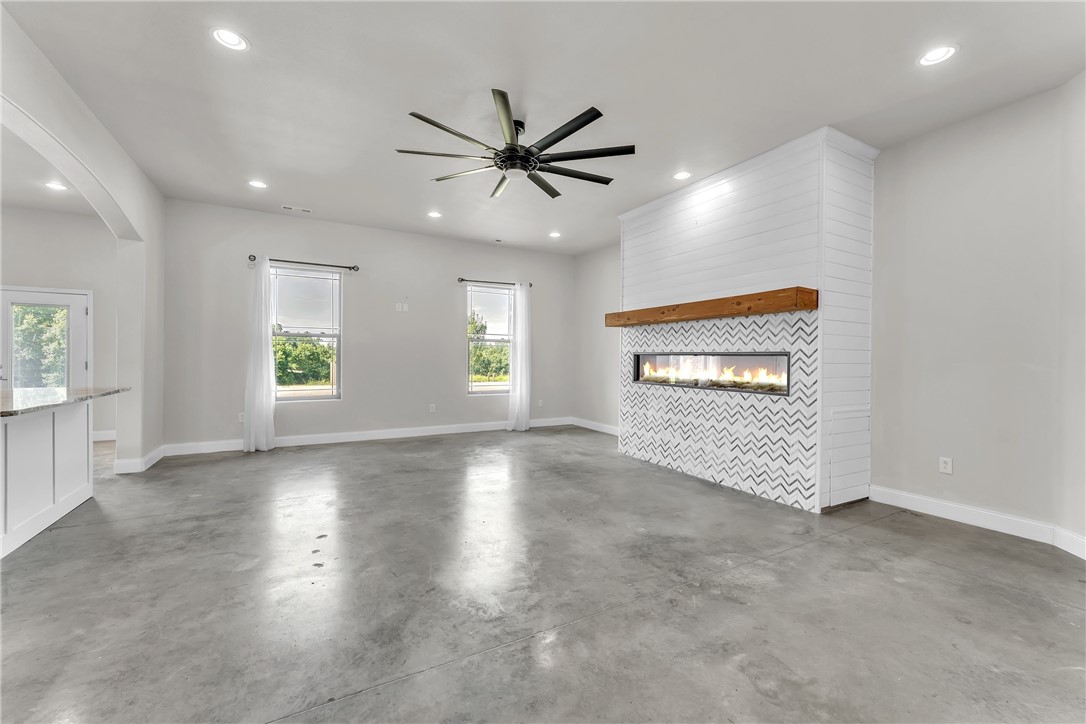 property viewer photo 5