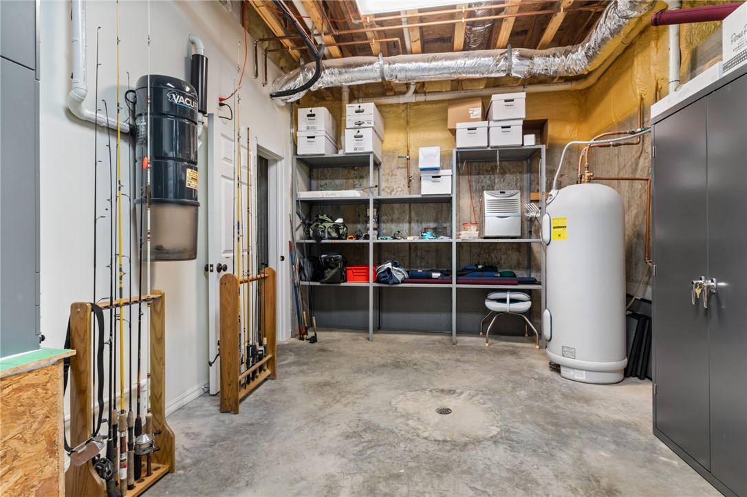 main property photo 51