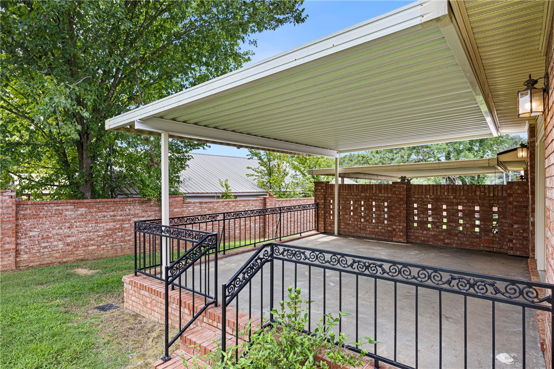 main property photo 50