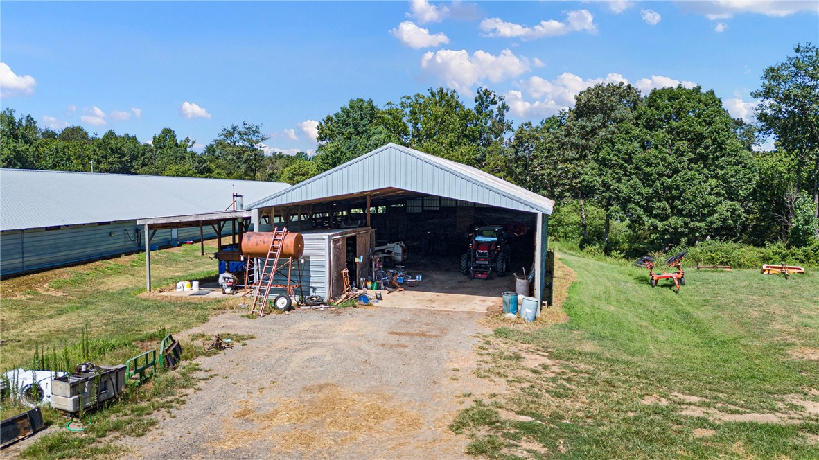 main property photo 15