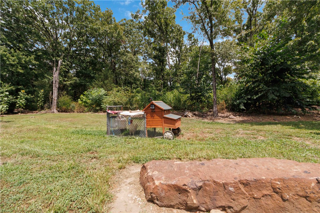 main property photo 40