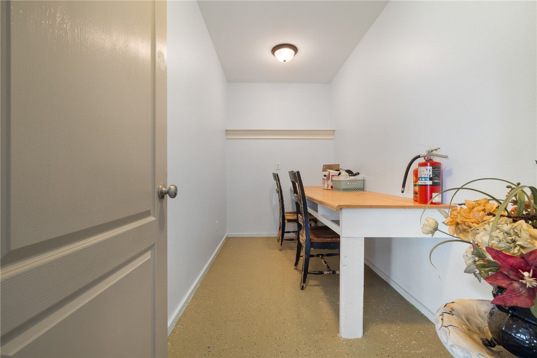 property viewer photo 43