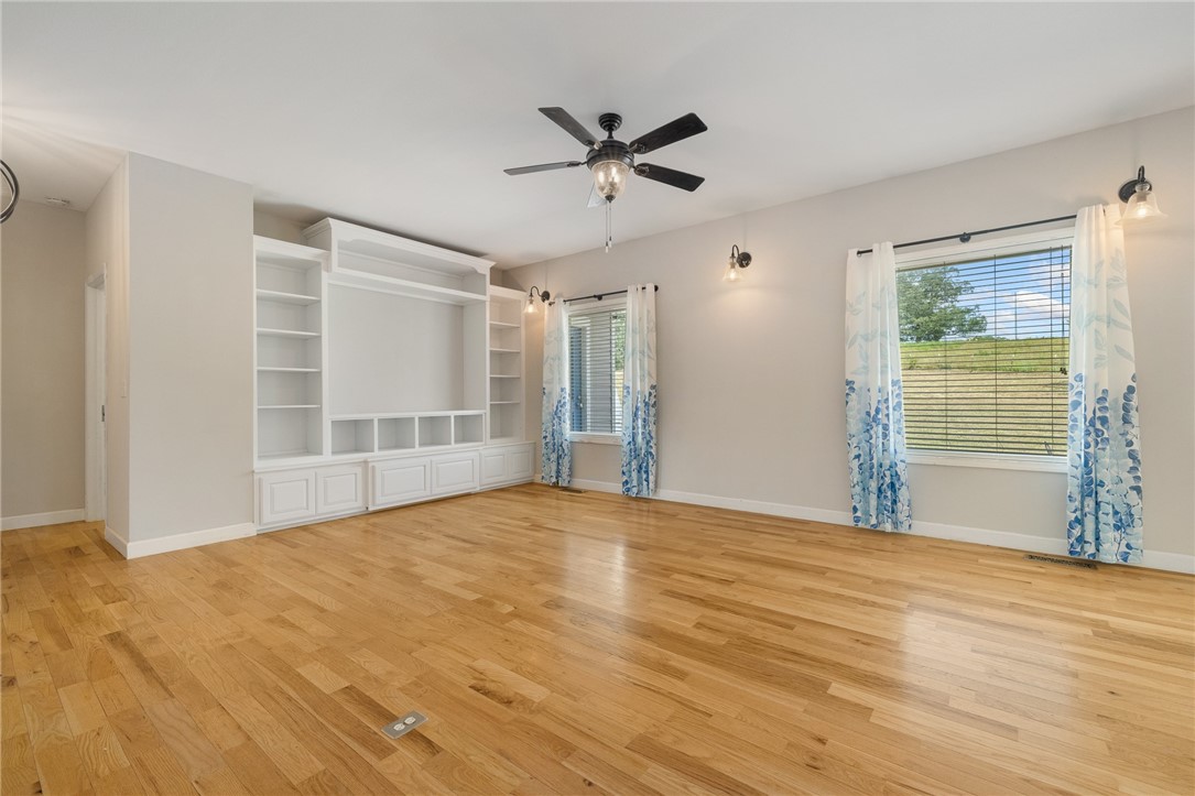 property viewer photo 8