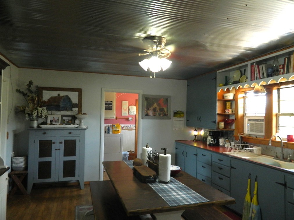 main property photo 12