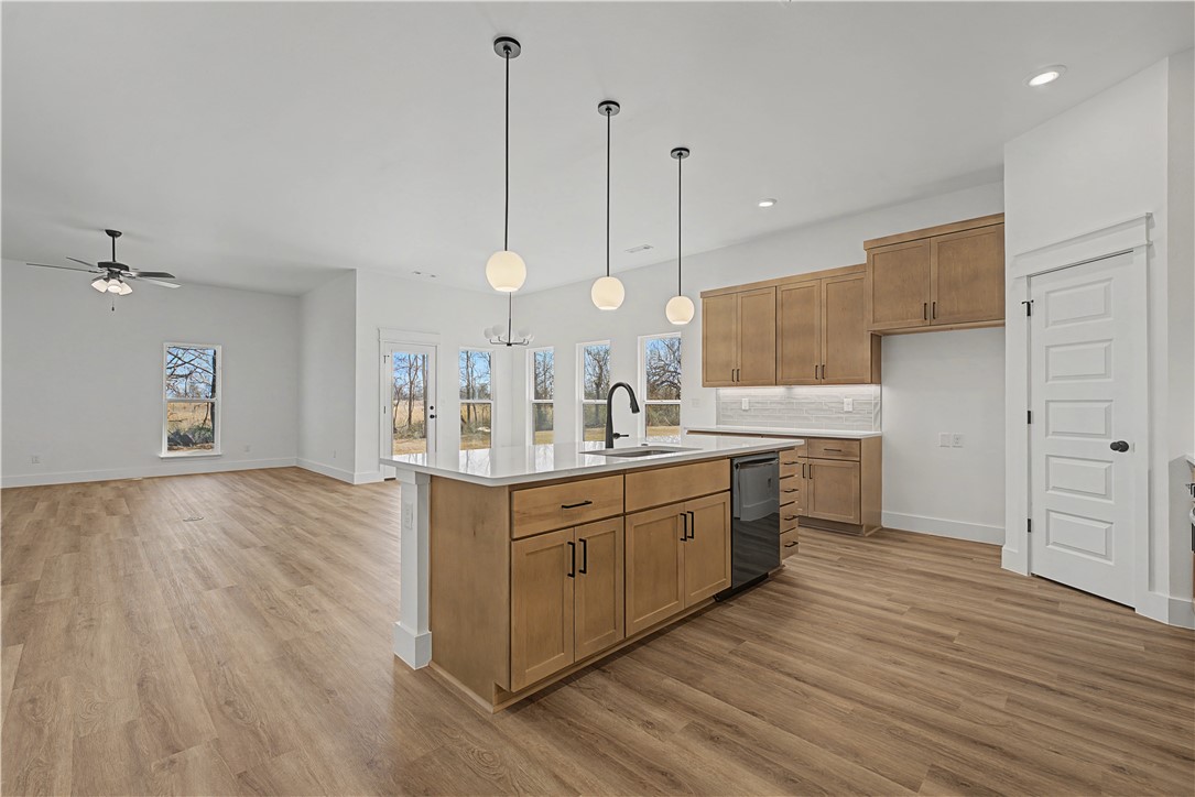 property viewer photo 11