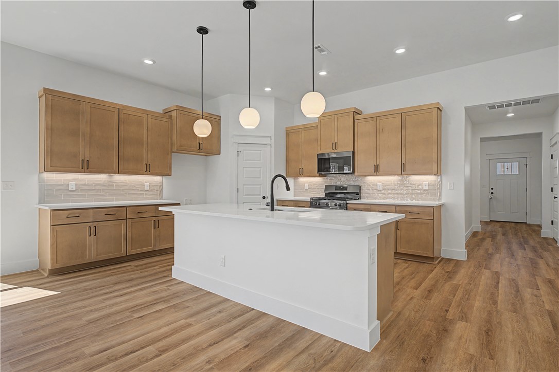 property viewer photo 19