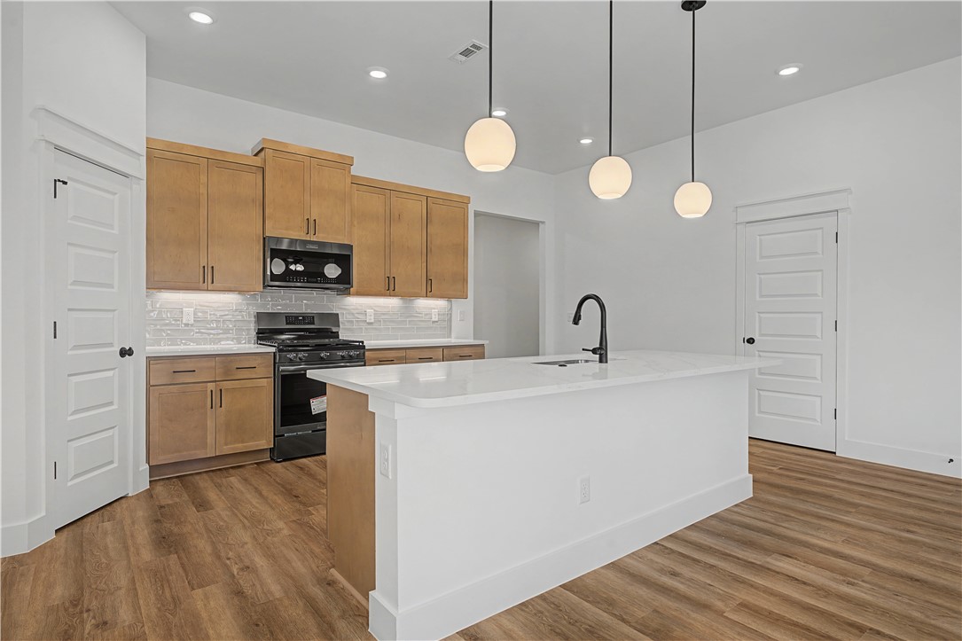 property viewer photo 20
