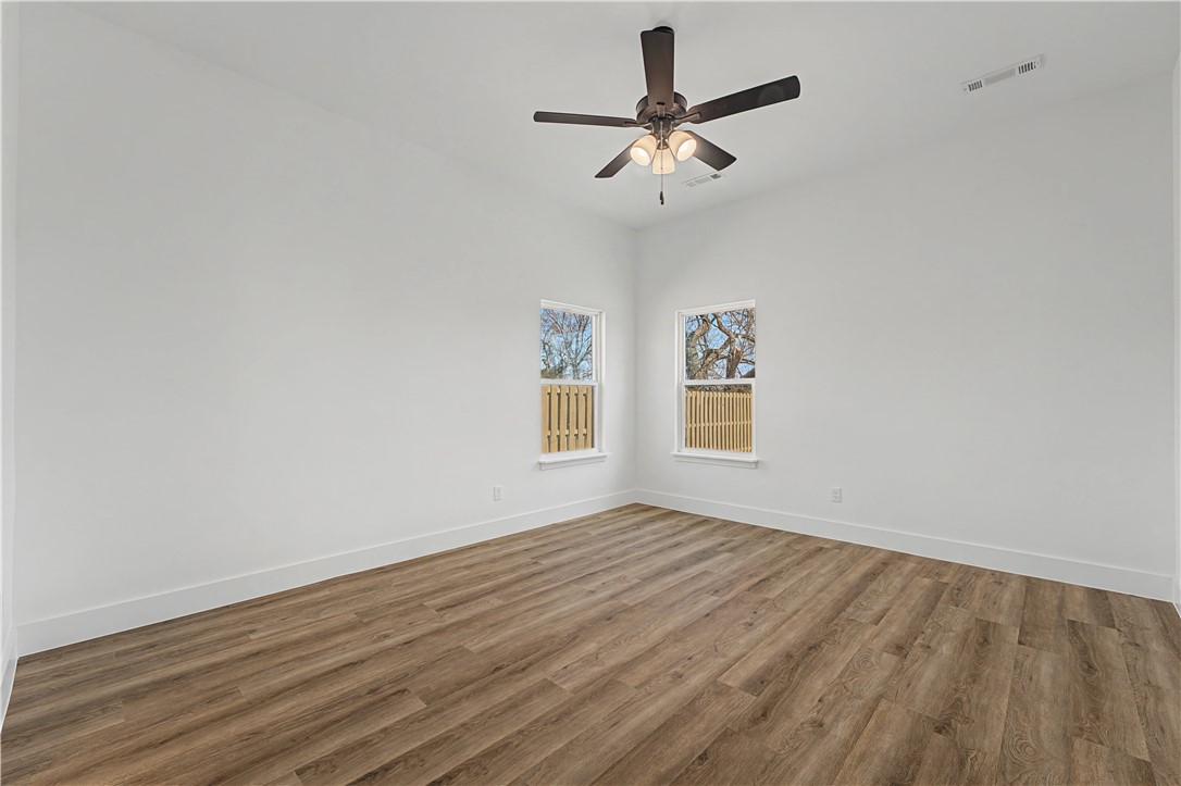 property viewer photo 29