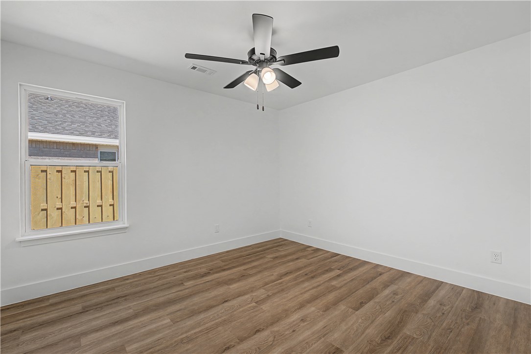 property viewer photo 9