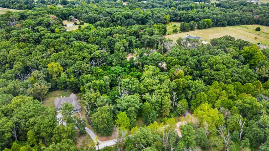 main property photo 37