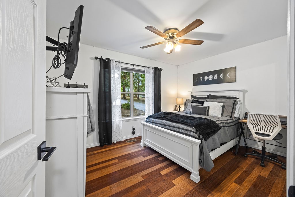 property viewer photo 18
