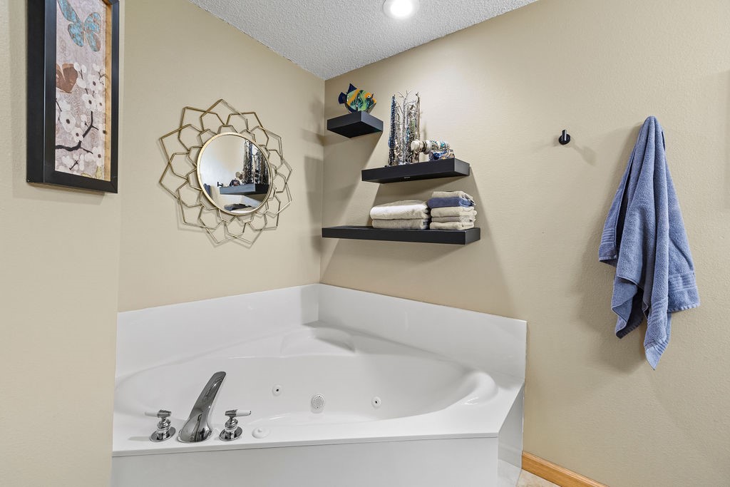 property viewer photo 24