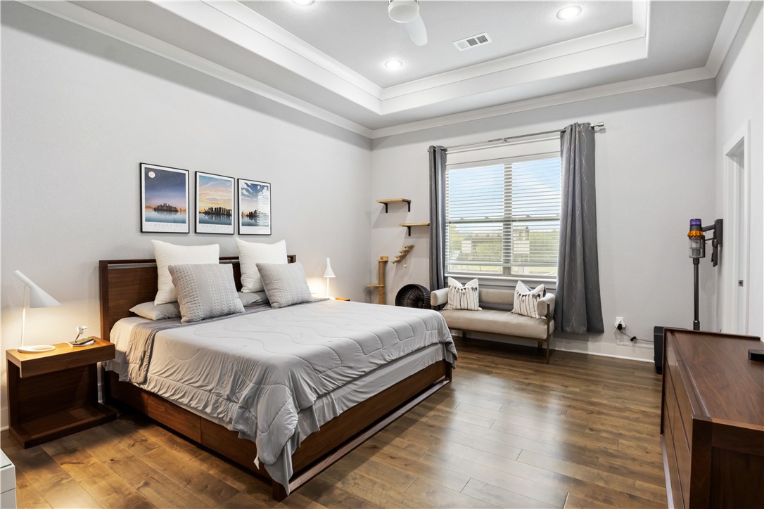 property viewer photo 11