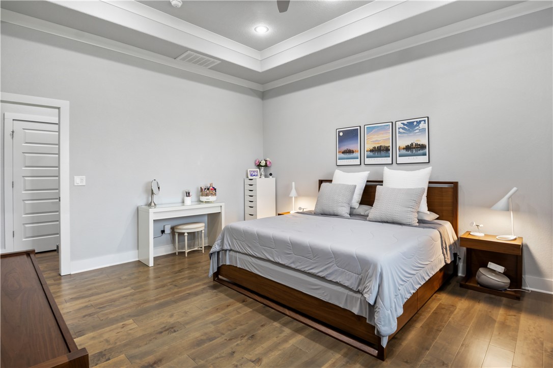property viewer photo 12