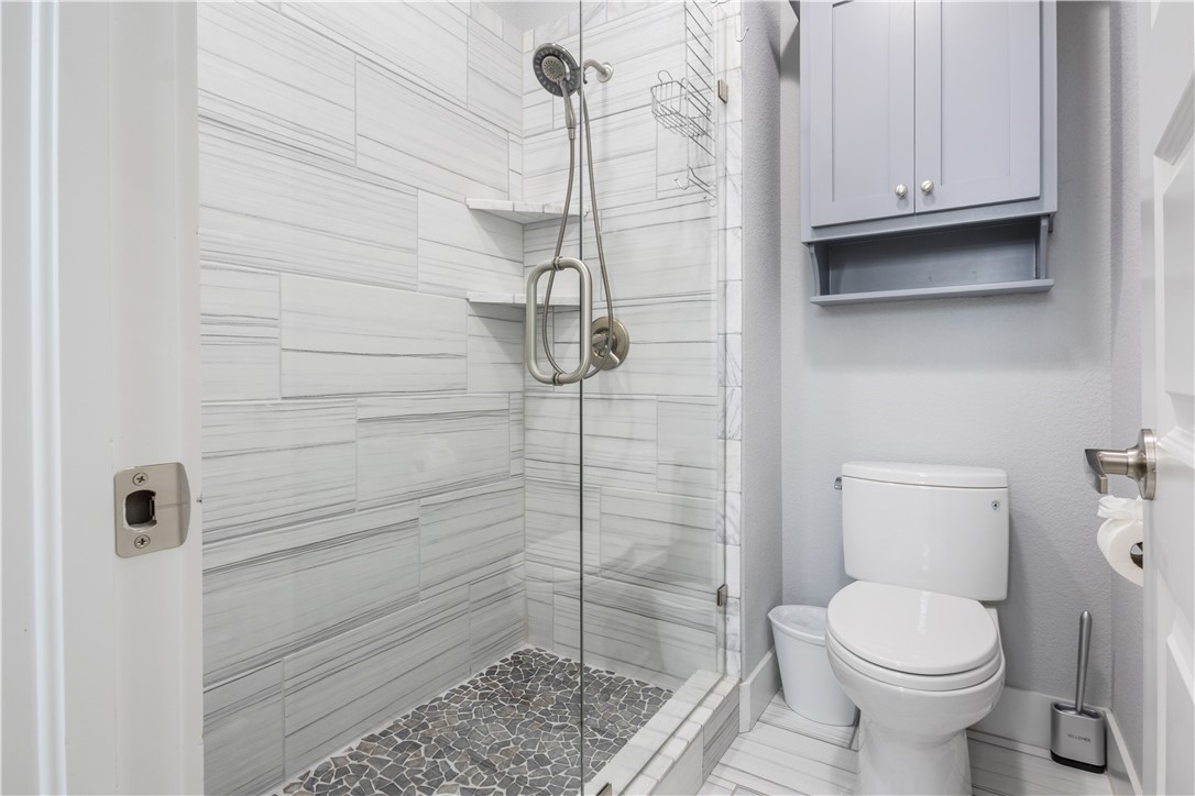 property viewer photo 26