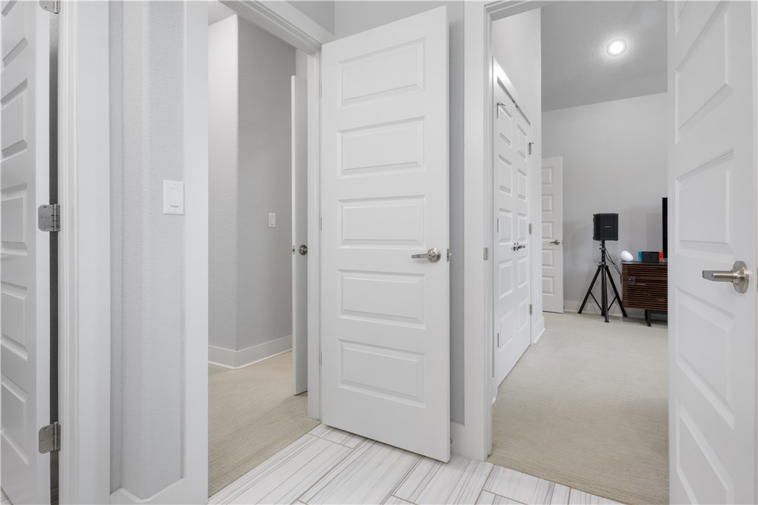 property viewer photo 27