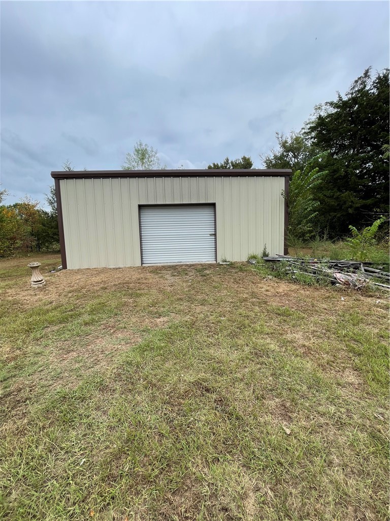 main property photo 17