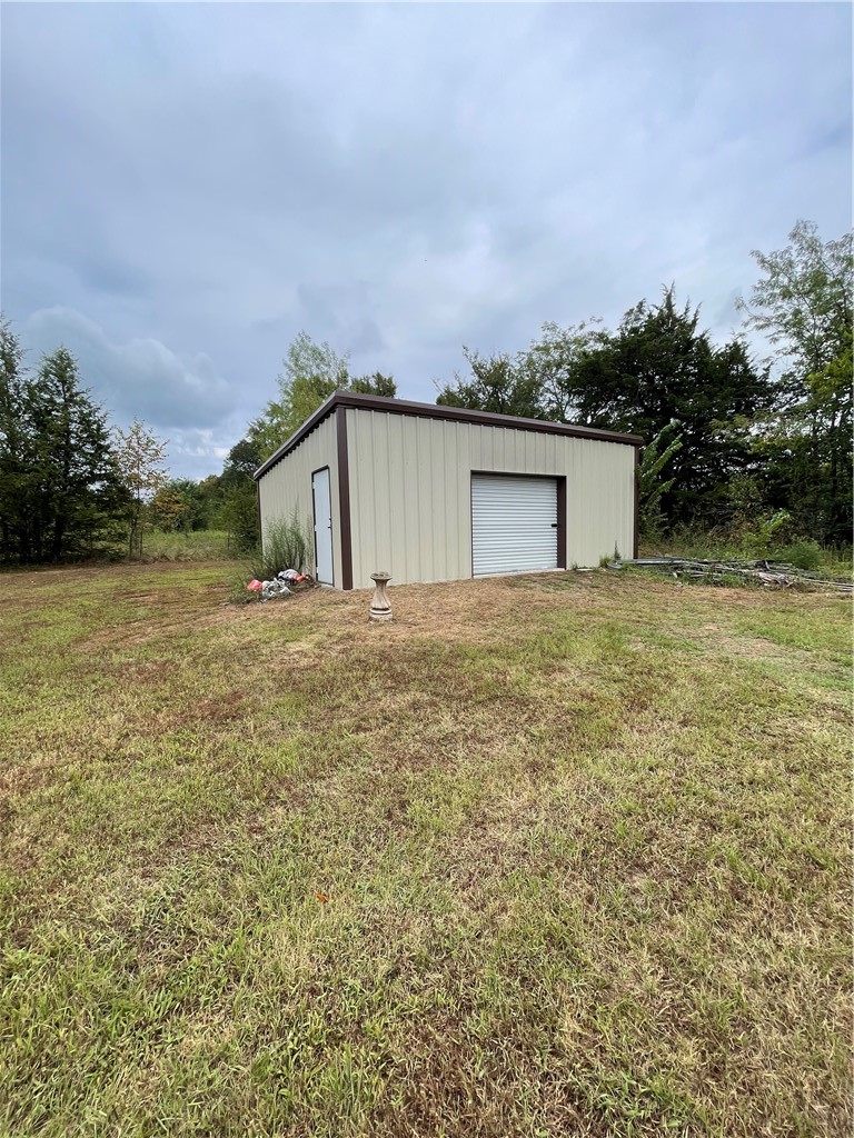 main property photo 18