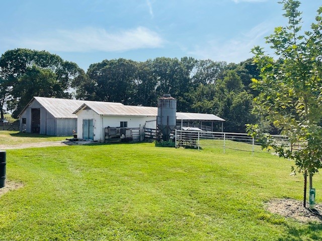 main property photo 22