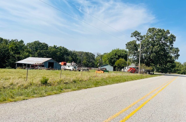 main property photo 25