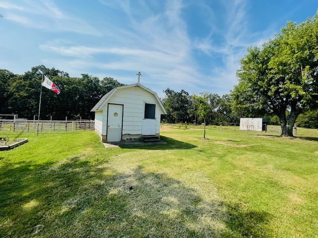 main property photo 28