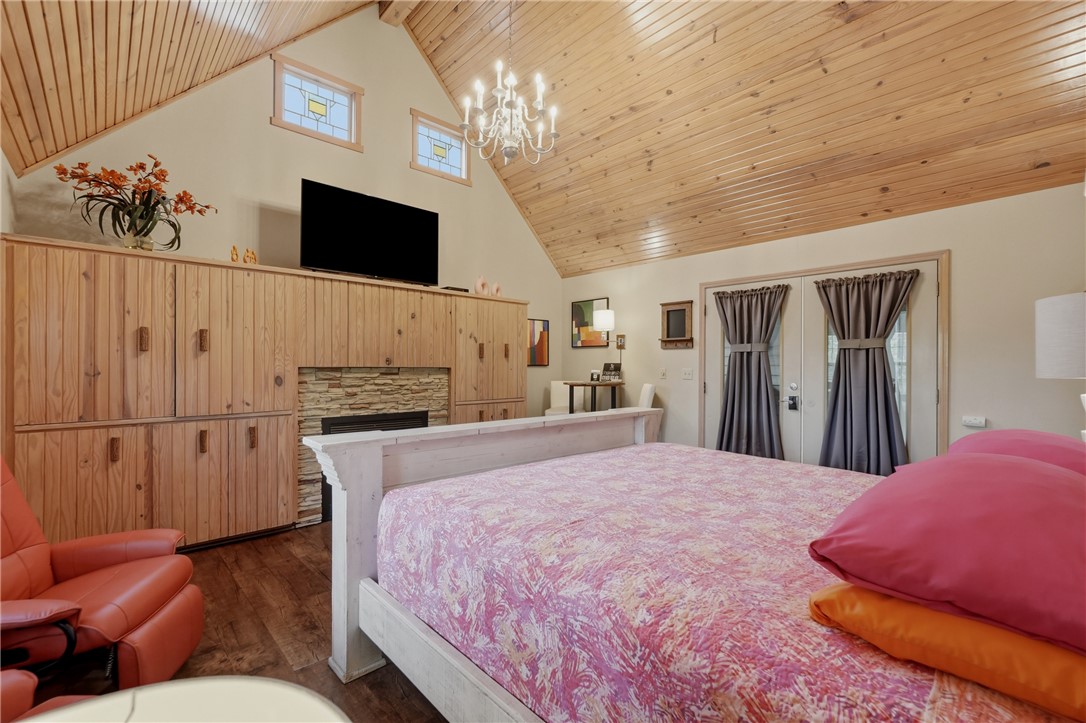 main property photo 45