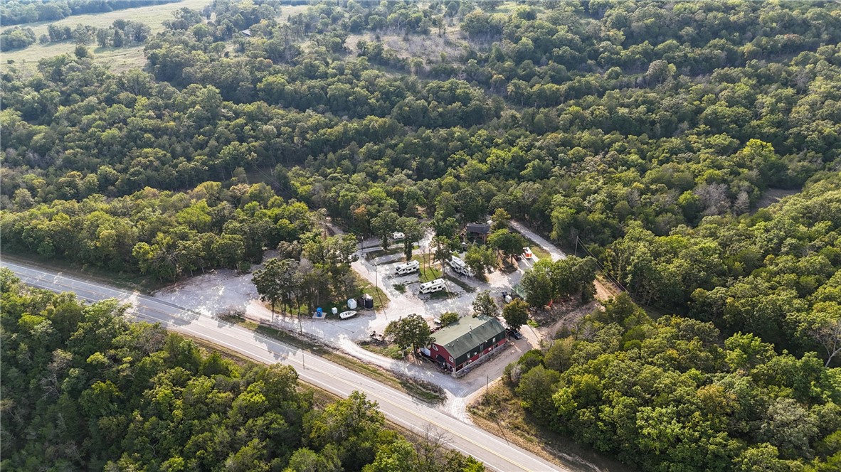 main property photo 16