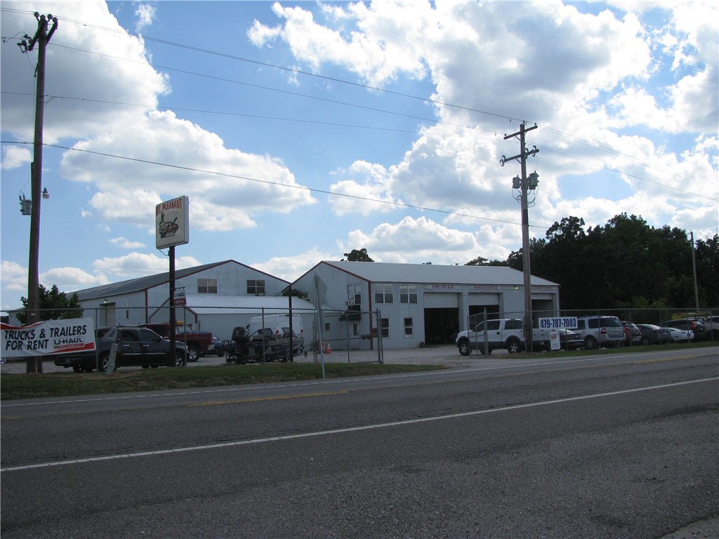 main property photo 9