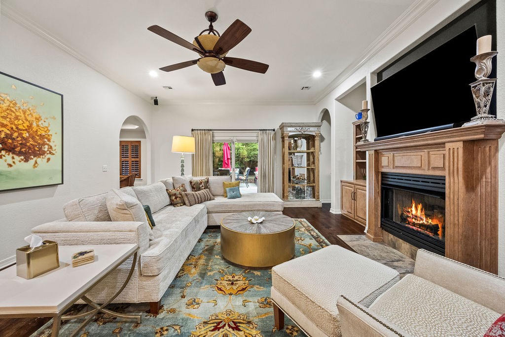 property viewer photo 4