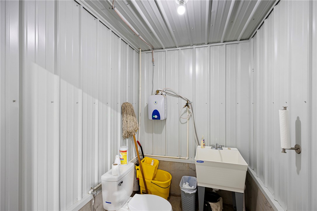 main property photo 12