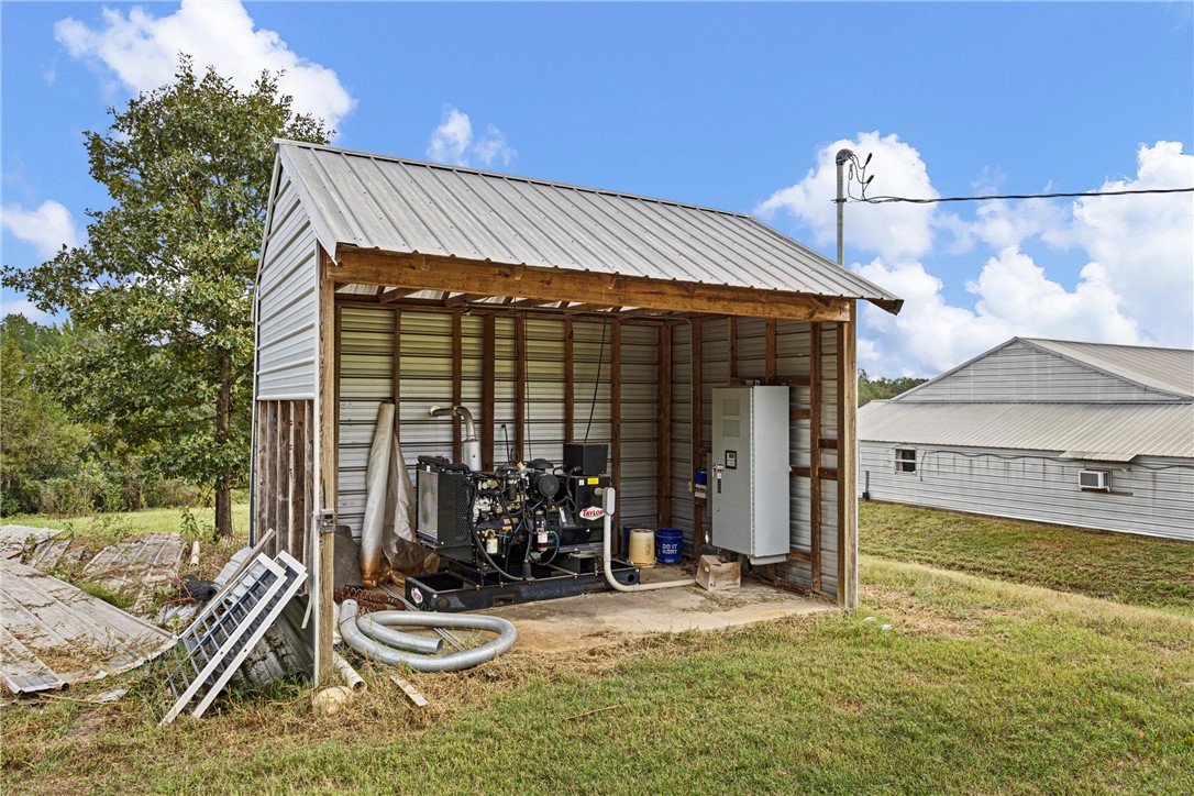 main property photo 23