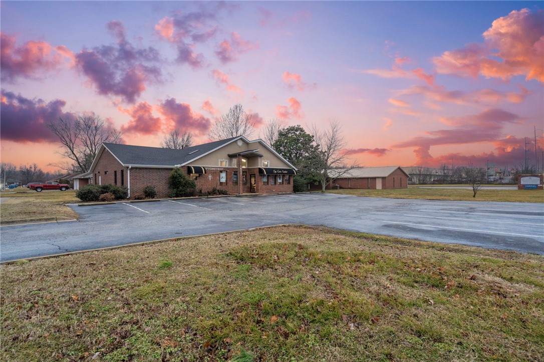 main property photo 22