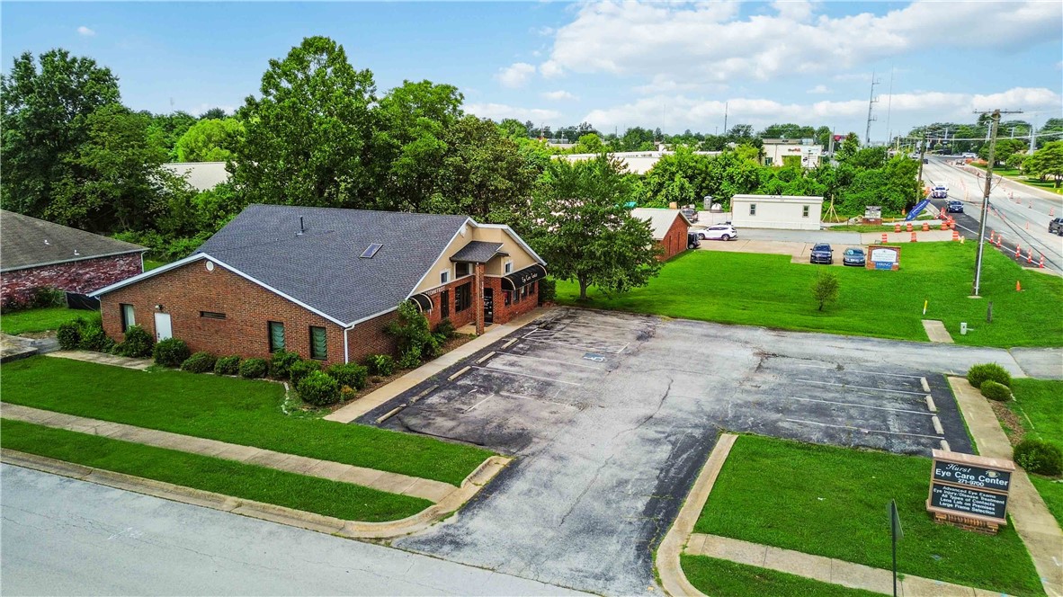 main property photo 6